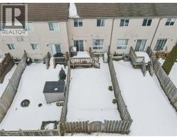 54 MADELEINE Street - 24