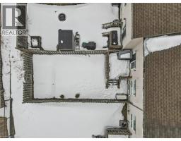 54 MADELEINE Street - 25