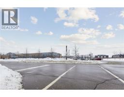 181 SOUTH CREEK Drive - 31