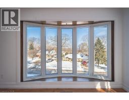 22 DUNDONALD Road - 19