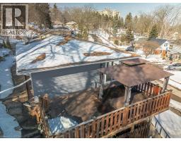 22 DUNDONALD Road - 32