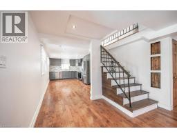 22 DUNDONALD Road - 8