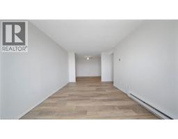 60 DONLY Drive UnitNo. 303 - 15