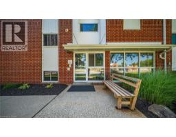 60 DONLY Drive UnitNo. 303 - 3