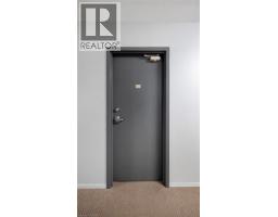 60 DONLY Drive UnitNo. 303 - 6