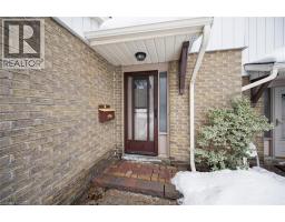 51 PAULANDER Drive UnitNo. 36 - 4