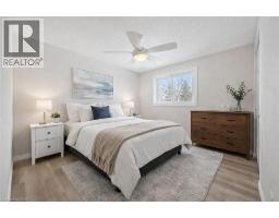 42 TARA Crescent - 12