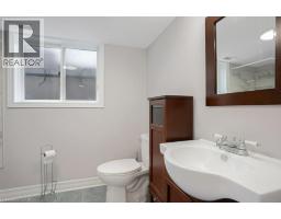 175 SOUTHWOOD Drive - 32