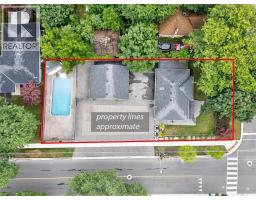 50 GROVE Crescent - 28