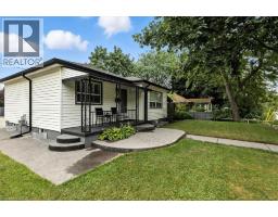 50 GROVE Crescent - 4