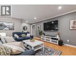 50 GROVE Crescent - 7