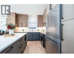 351 CHOKECHERRY Crescent - 19