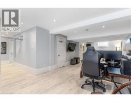 685 COLDSTREAM Drive - 32