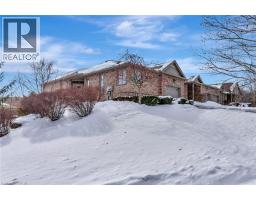 20 ISHERWOOD Avenue UnitNo. 5 - 2