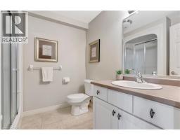 20 ISHERWOOD Avenue UnitNo. 5 - 38