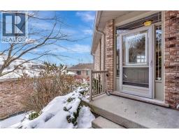 20 ISHERWOOD Avenue UnitNo. 5 - 5