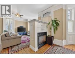 149 ARGYLE Street N - 12