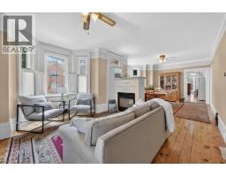 149 ARGYLE Street N - 16