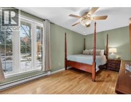 149 ARGYLE Street N - 18