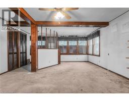 42 SANDERS Street - 16