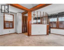 42 SANDERS Street - 17