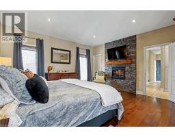 2 IRONGATE Drive - 21