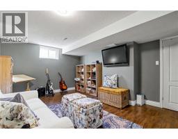 2 IRONGATE Drive - 25