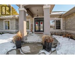 2 IRONGATE Drive - 4