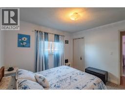 26 DOUGLAS Avenue - 23