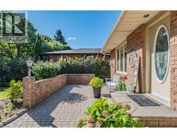 26 DOUGLAS Avenue - 6