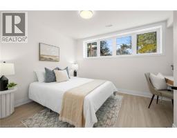 84 CHALMERS Street N - 33