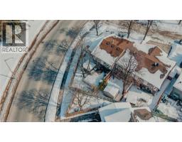 208 LINDEN Drive - 27