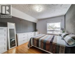 49 LANG Crescent - 19