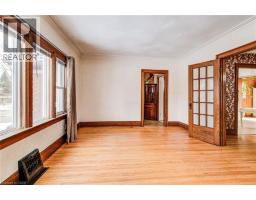 49 LANG Crescent - 8