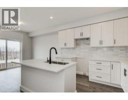 235 APPLEWOOD Street - 19