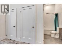 100 GARMENT Street UnitNo. 305 - 42