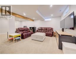 15 MCLEOD Court - 30