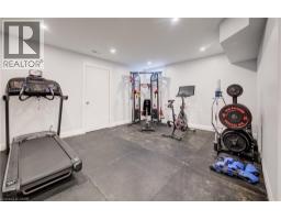 15 MCLEOD Court - 32