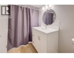 15 MCLEOD Court - 33