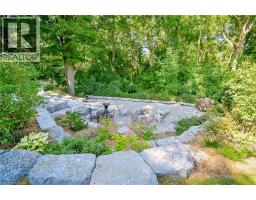 15 MCLEOD Court - 38