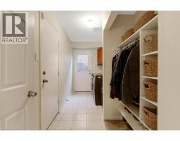 32 KINGFISHER Crescent - 17