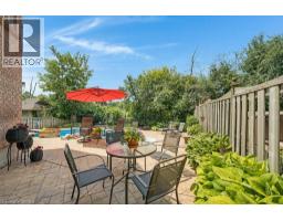 32 KINGFISHER Crescent - 45