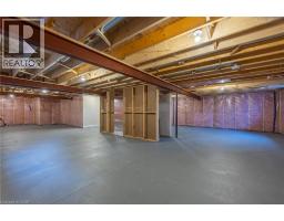 93 DUCHESS Drive - 26