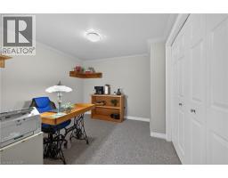 35 HIGHLAND Boulevard - 26