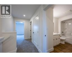 103 AMBER Street - 12