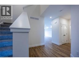 103 AMBER Street - 5