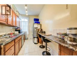 30 BROOK Street - 31