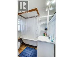 30 BROOK Street - 44