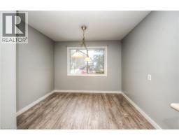 74 HELENE Crescent - 12