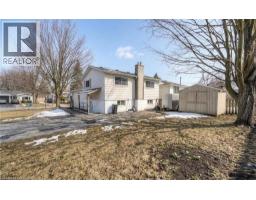 74 HELENE Crescent - 27